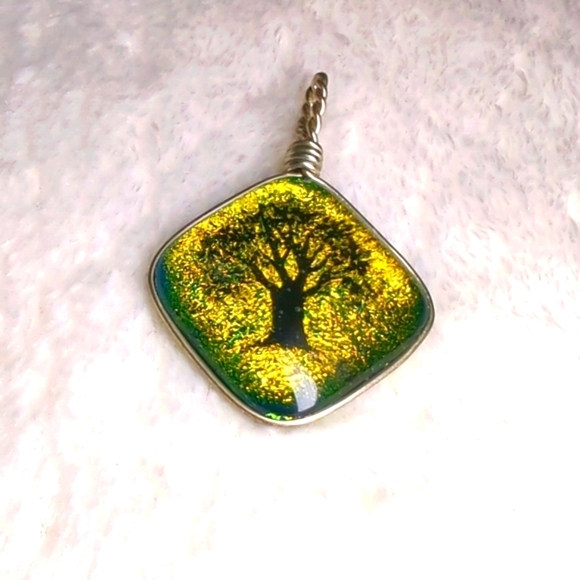 Artisan Made Dichroic Glass Tree Of Life Pendant Wrapped In Sterling Wire - Picture 8 of 9